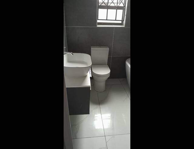 3 BEDROOM HOUSE FOR SALE IN SAVANNA CITY